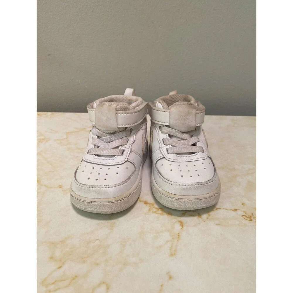 Nike Toddler High Top White With Nike Size 4C Air Force One Dunk Jordan